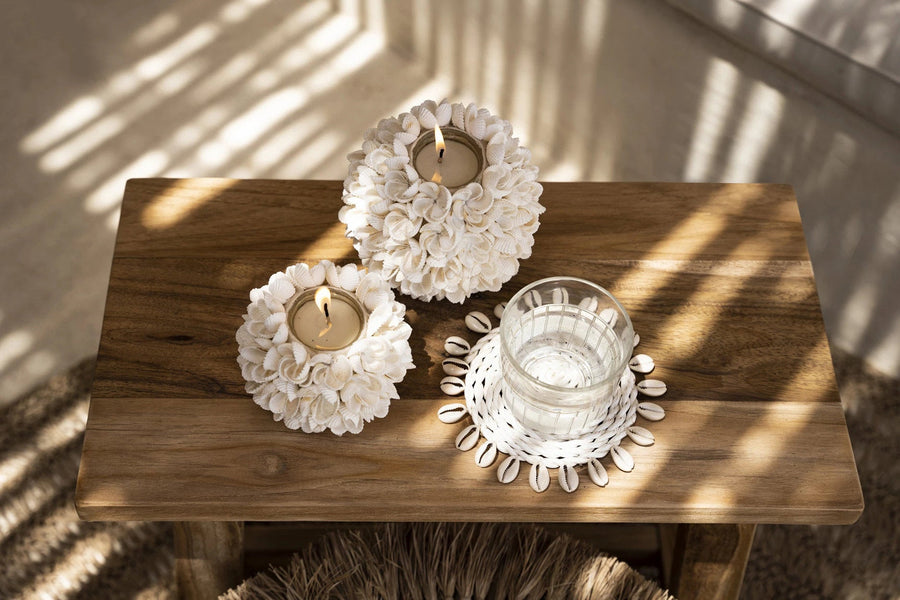 The Seagrass Shell Coaster - White