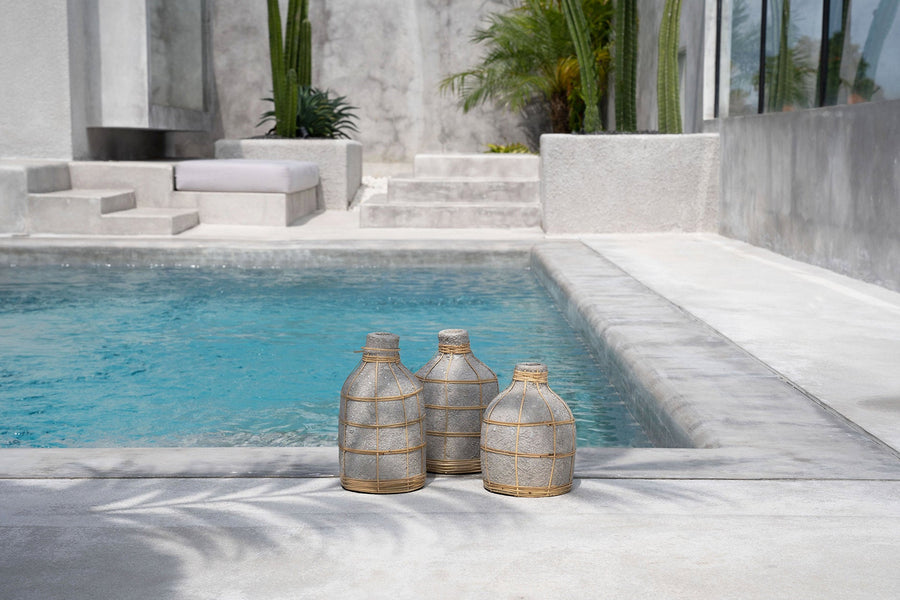 The Whoopy Vase - Concrete Gray Natural - M