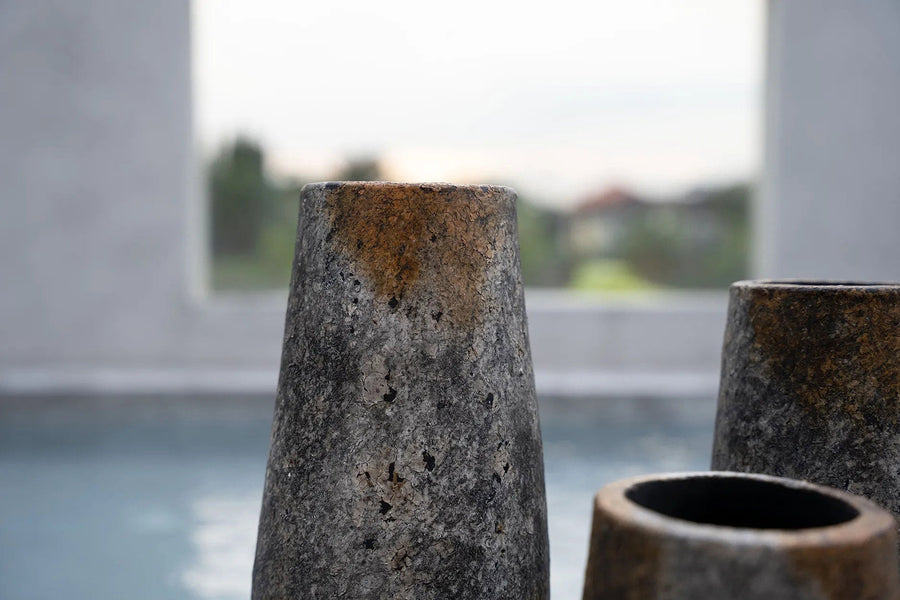 The Spooky Vase - Antique Gray - L
